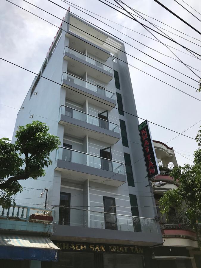 Nhat Tan Hotel Куїнон Екстер'єр фото