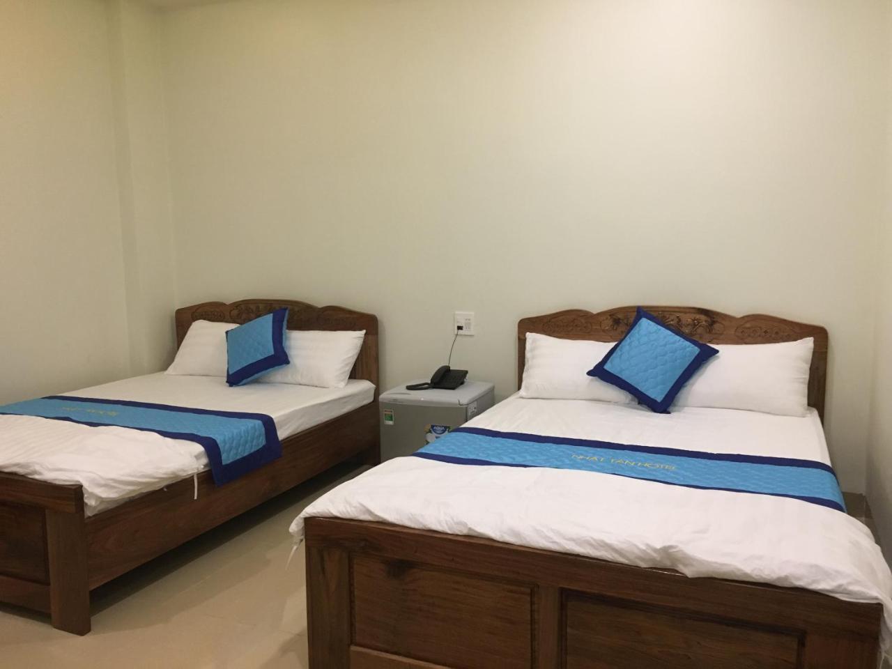 Nhat Tan Hotel Куїнон Екстер'єр фото