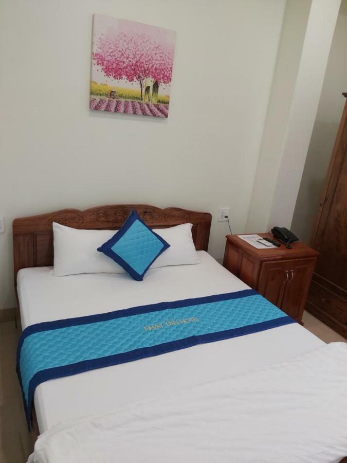 Nhat Tan Hotel Куїнон Екстер'єр фото