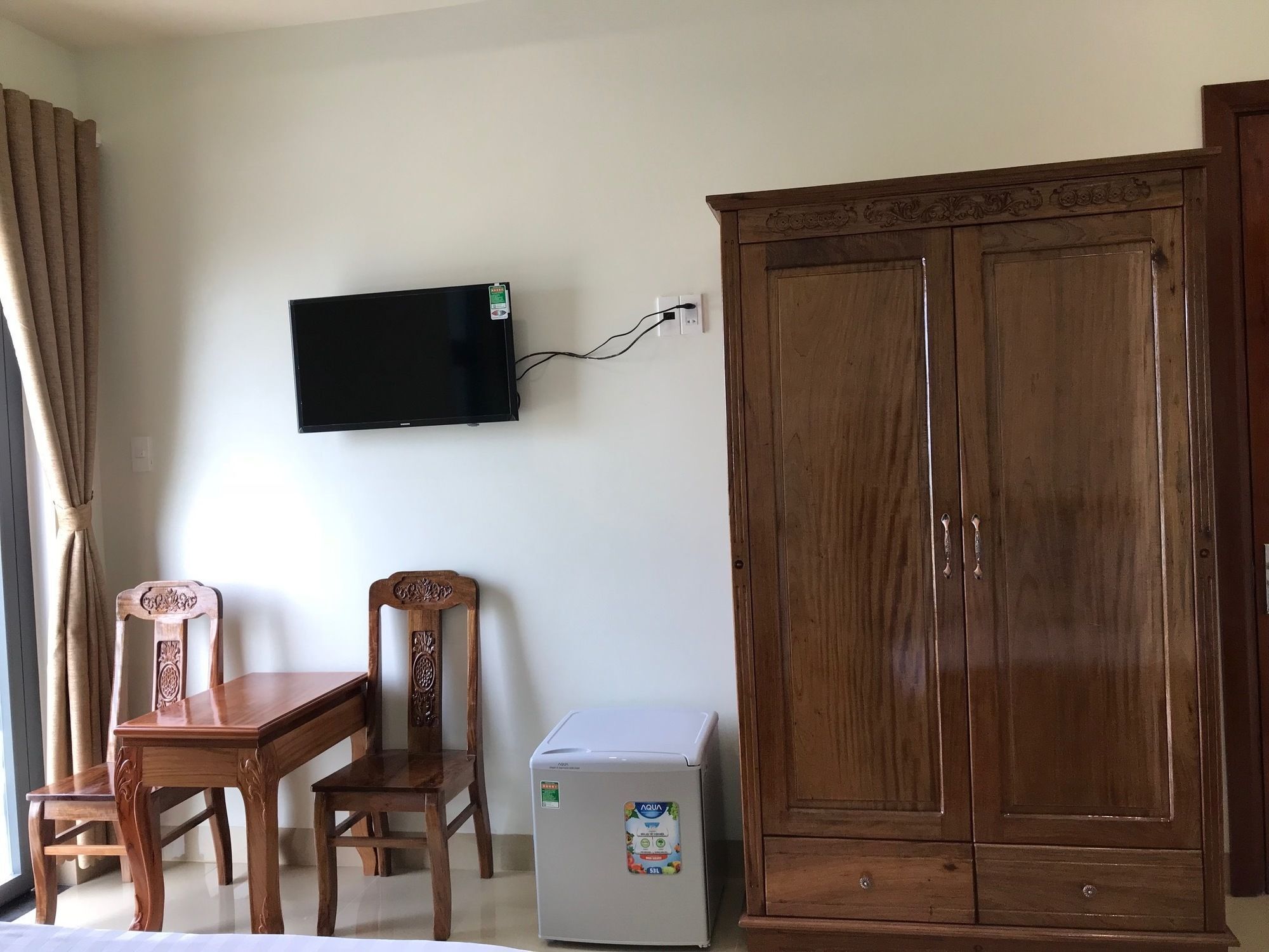 Nhat Tan Hotel Куїнон Екстер'єр фото