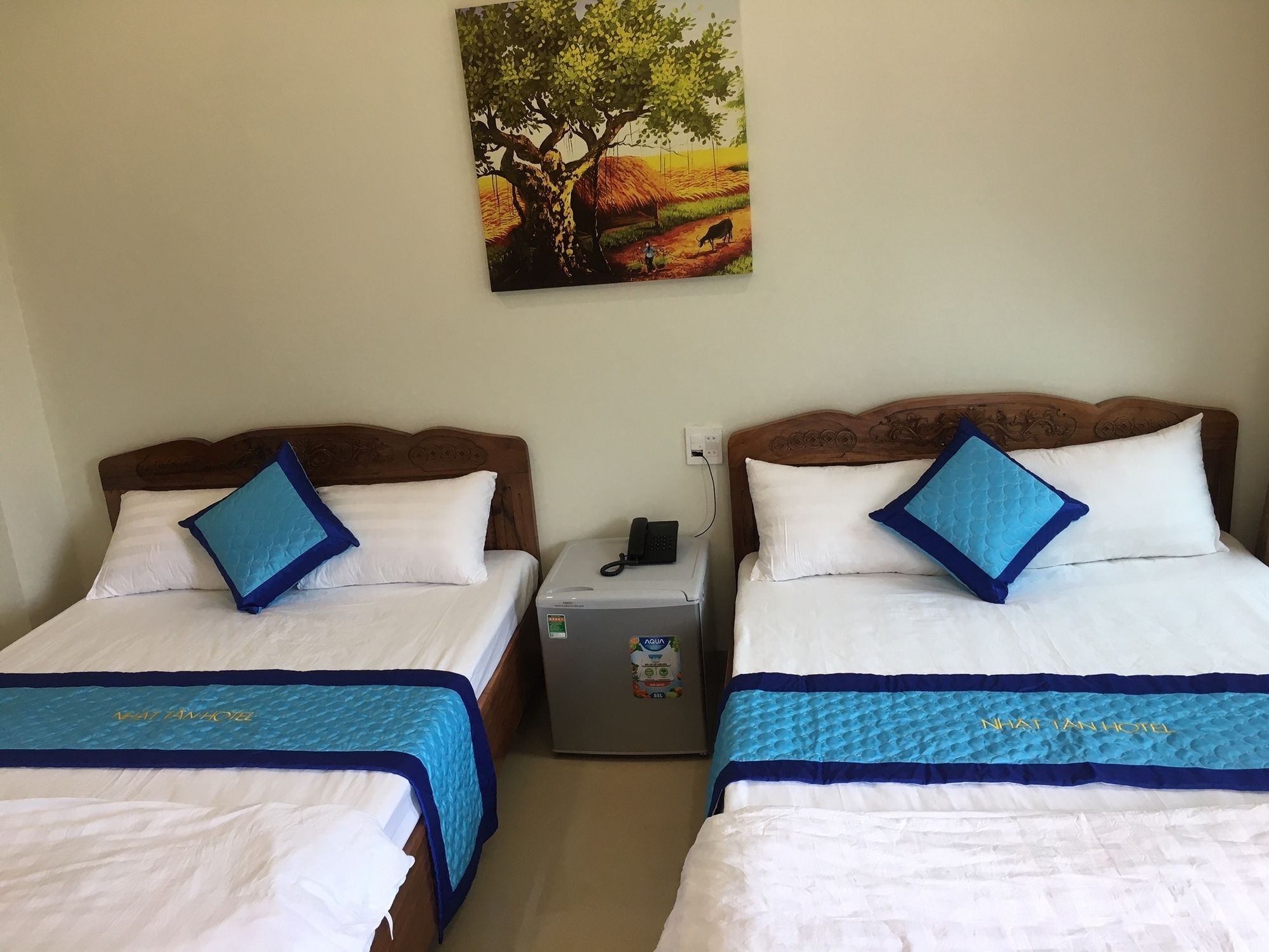 Nhat Tan Hotel Куїнон Екстер'єр фото
