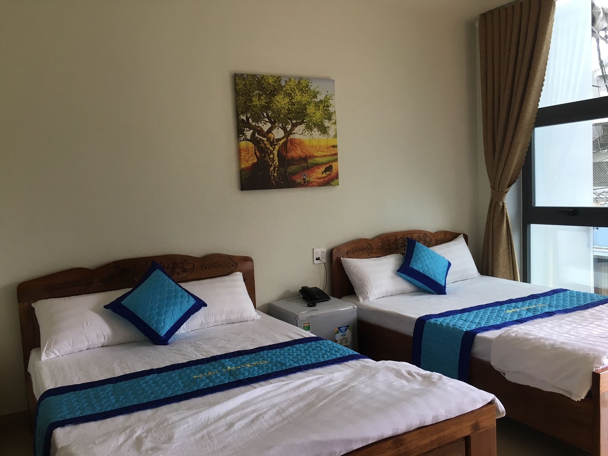 Nhat Tan Hotel Куїнон Екстер'єр фото