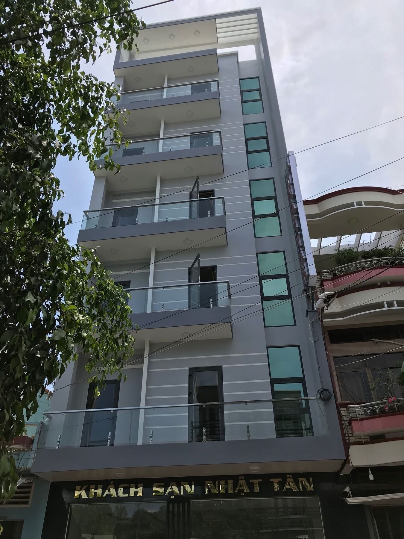 Nhat Tan Hotel Куїнон Екстер'єр фото